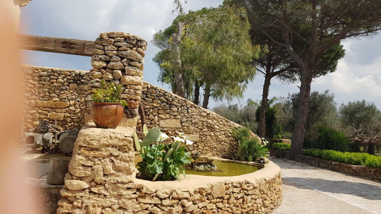 Masseria Pisciani Torchiarolo Eksteriør bilde